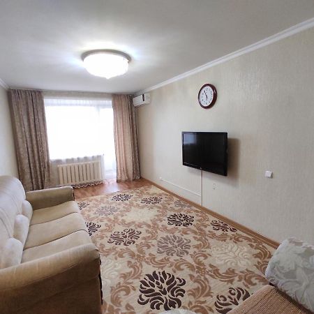 2 Ком Апартаменты В Центре Города Kostanay Extérieur photo