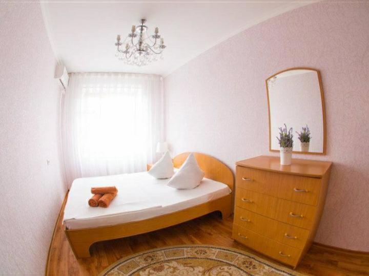 2 Ком Апартаменты В Центре Города Kostanay Extérieur photo